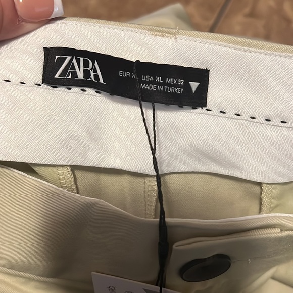 Zara pants - Picture 4 of 4